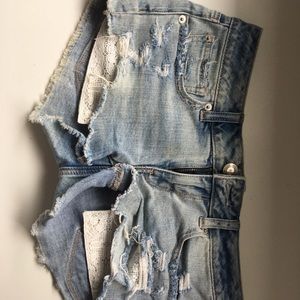 PERFECT CONDITION JEAN SHORTS